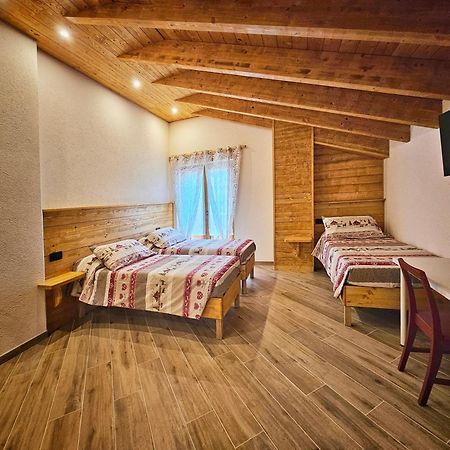 La Genzianella Affittacamere Santo Stefano dʼAveto Extérieur photo