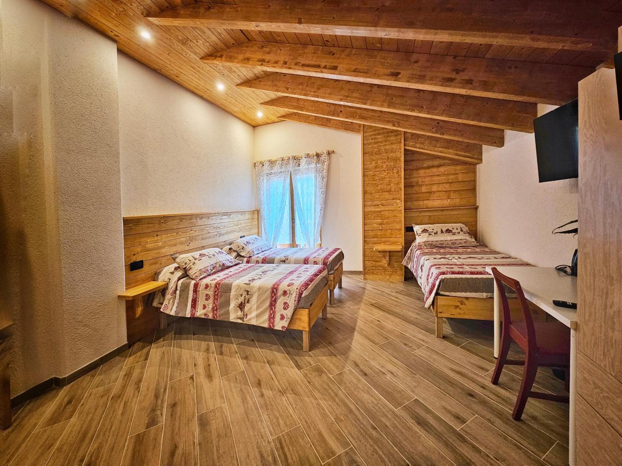 La Genzianella Affittacamere Santo Stefano dʼAveto Extérieur photo